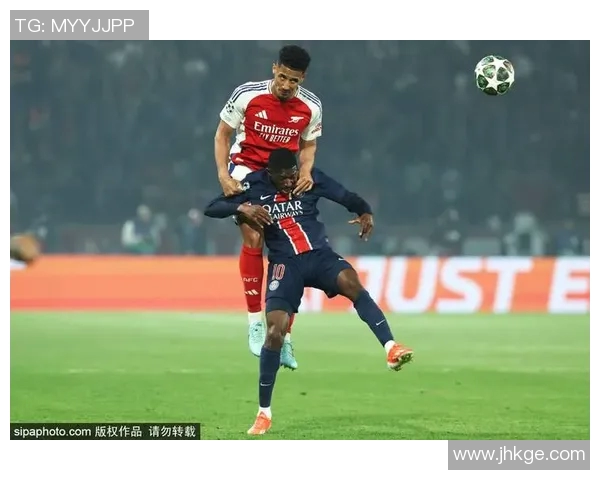 球迷心目中的足球明星那些令人难忘的瞬间与热情支持