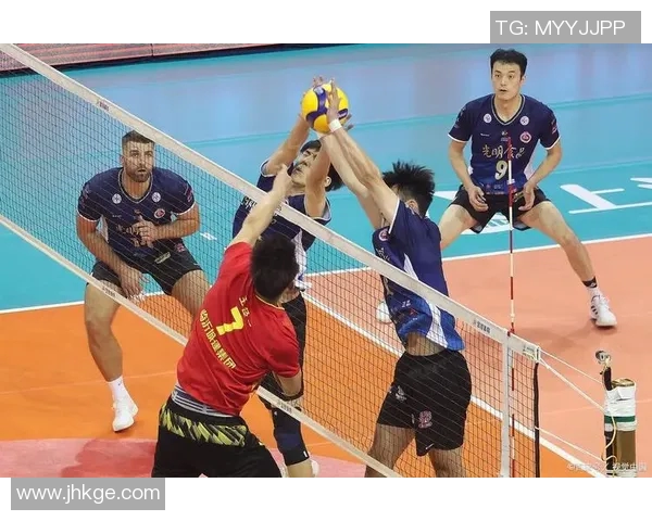 深圳排球队的团队协作精神与战术配合探讨 深圳排球队的团队协作精神与战术配合探讨