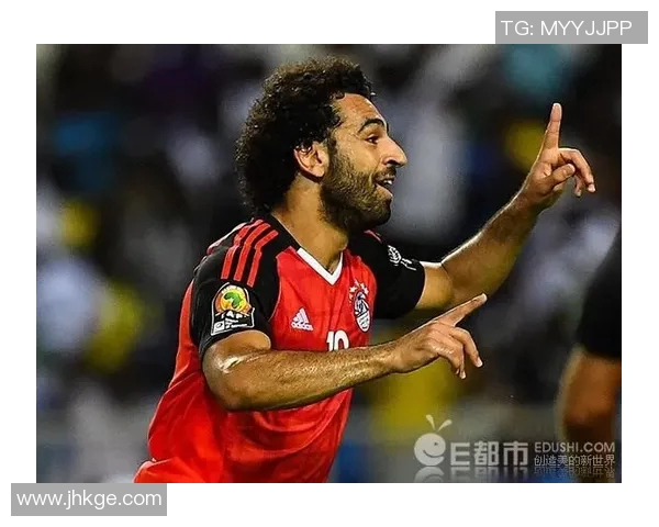 五号球衣的传奇足球明星与他们的辉煌成就解析