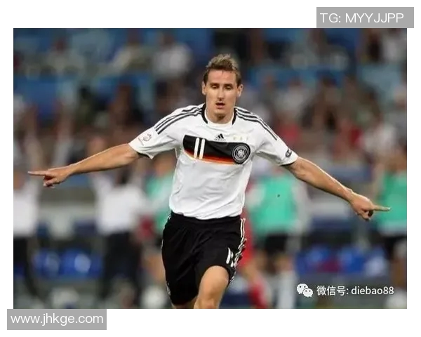 小女孩梦想成为足球明星的励志故事与成长之路