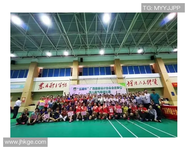 杭州排球队与深圳排球队对决后的深度分析与战术总结 杭州排球队与深圳排球队对决后的深度分析与战术总结