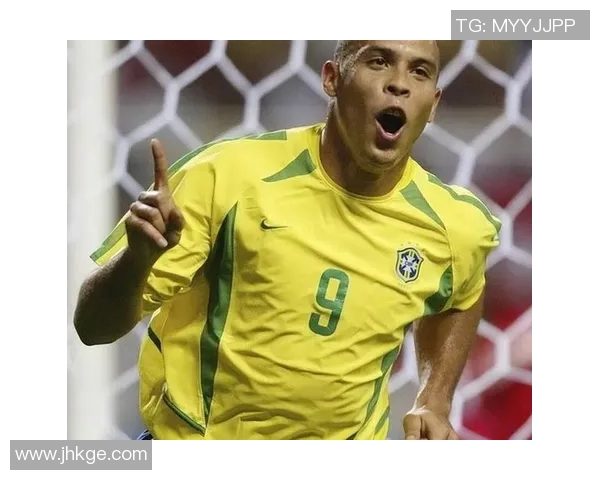 小圆脸的足球明星预测之旅揭秘未来球场巨星的潜力与魅力